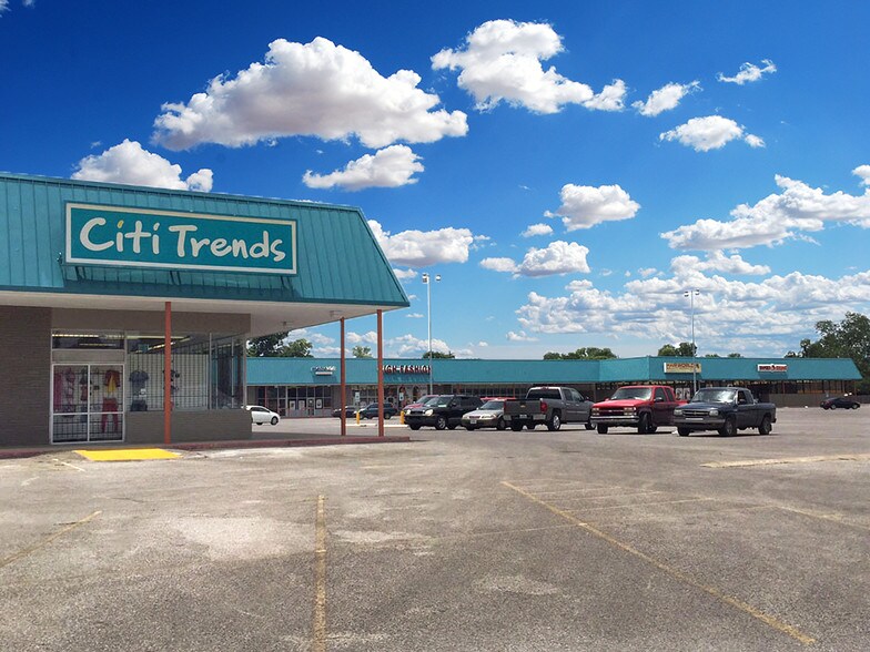Primary Photo Of 3210 Avenue A, Beaumont Storefront For Sale