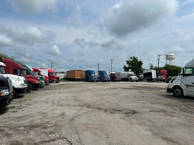 More Photos Of 3025 East End Ave, South Chicago Heights Truck Terminal For Sale