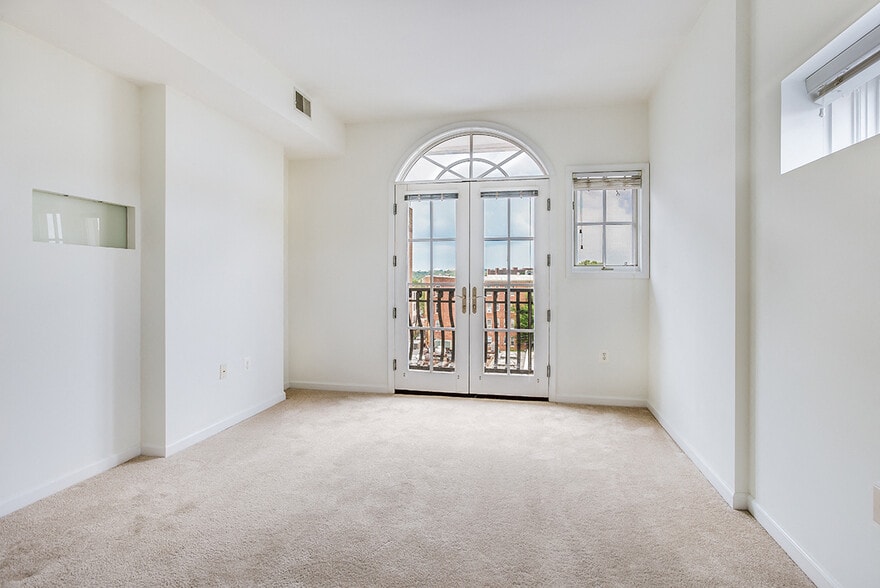 More Photos Of 1836-1840 Columbia Rd NW, Washington Apartments For Lease