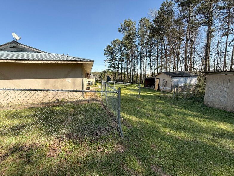 More Photos Of 1429 Athens Rd, Crawford Flex For Sale