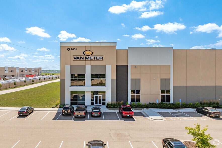 More Photos Of 7601 100th St S, Cottage Grove Distribution For Lease