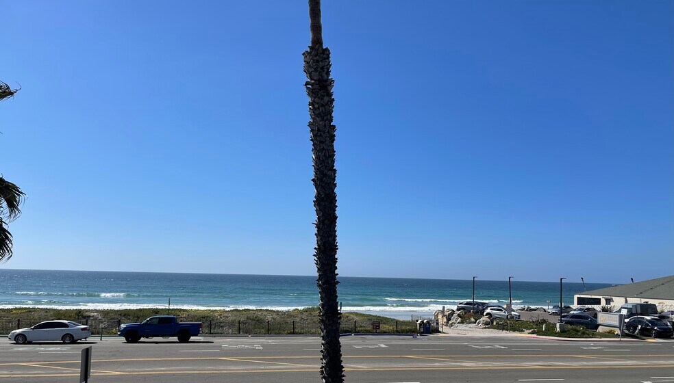 More Photos Of 2611 S Coast Highway 101, Cardiff By The Sea Office For Lease
