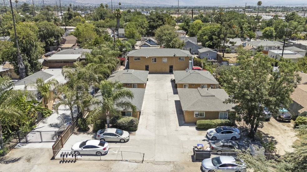 More Photos Of 1123 Bobbett Dr, San Bernardino Apartments For Sale