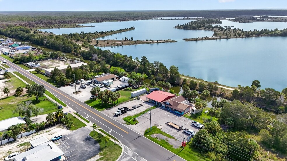 More Photos Of 3306 Shoal Line Blvd, Spring Hill Restaurant For Sale