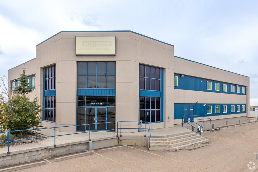 More Photos Of , Nisku Unknown For Sale