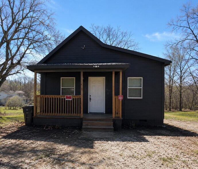 More Photos Of , Newnan Specialty For Sale
