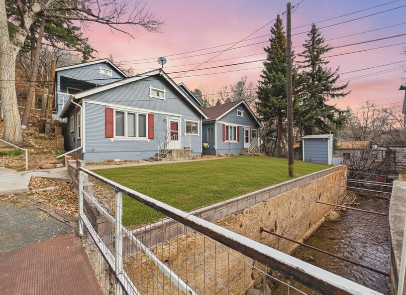 More Photos Of 318 Ruxton Ave, Manitou Springs Multifamily For Sale