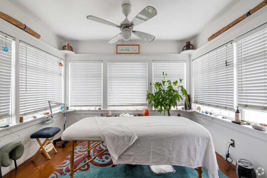 More Photos Of 145-147 Bay St, Santa Monica Loft Creative Space For Lease