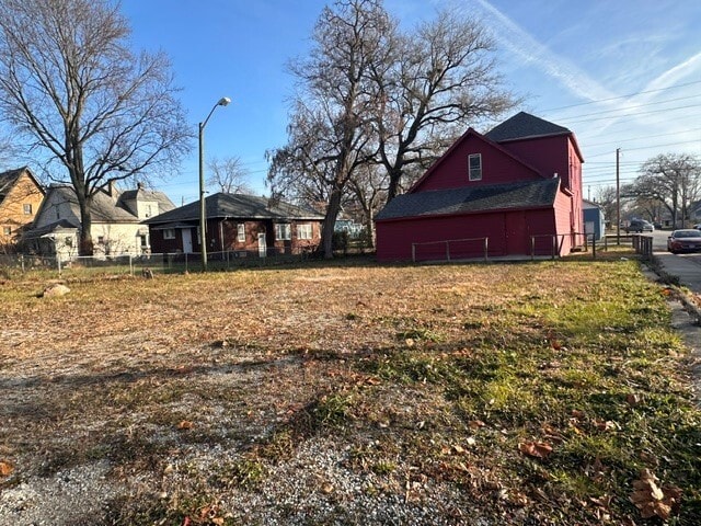 More Photos Of 2280 S Meridian St, Indianapolis General Retail For Sale