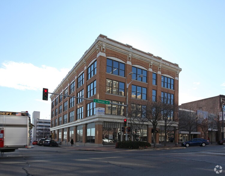 Primary Photo Of 900 S Kansas Ave, Topeka Office For Lease