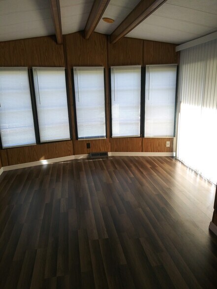 More Photos Of 2202 Shirah Rd, Auburndale Multifamily For Sale