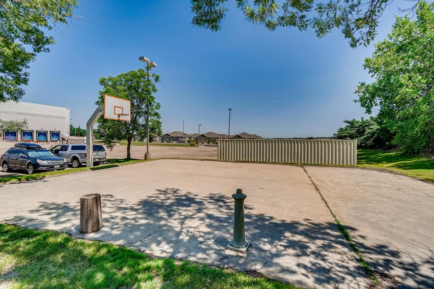 More Photos Of 295 71st Ave, Greeley Warehouse For Lease