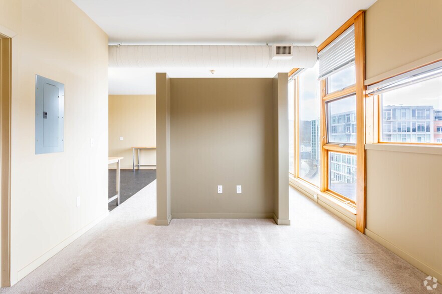 More Photos Of 131 E Green St, Ithaca Apartments For Lease