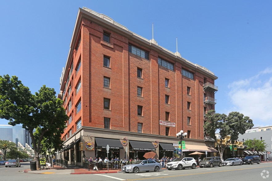 More Photos Of 310 5th Ave, San Diego Apartments For Lease