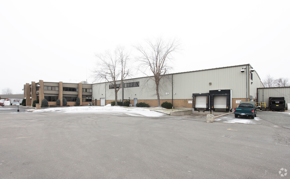 Primary Photo Of 6 Industrial Rd, Windsor Locks Manufacturing For Lease