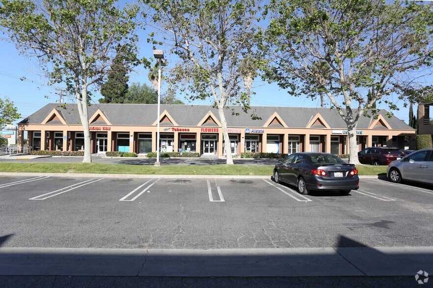 More Photos Of 11401-11421 Carson St, Lakewood Unknown For Lease