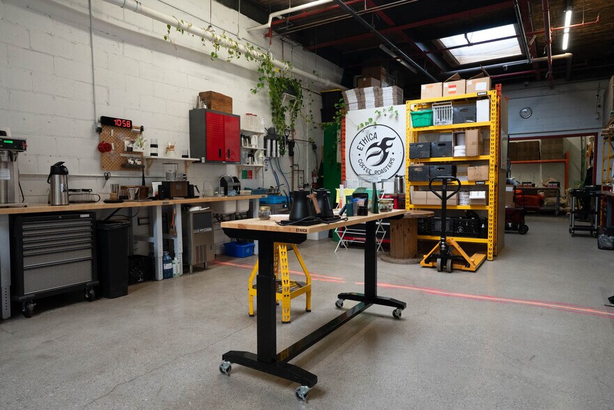 More Photos Of 100 Symes Rd, Toronto Manufacturing For Lease