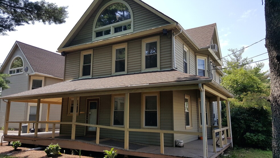 More Photos Of 1698 Post Rd E, Westport Office Residential For Sale