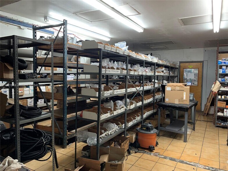 More Photos Of 3219 SW 8th St, Miami Storefront For Sale