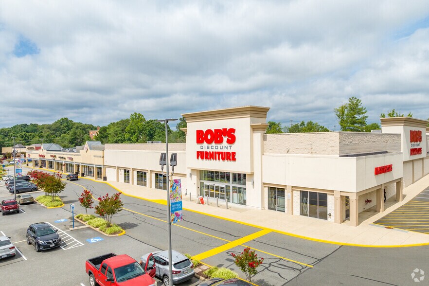 Primary Photo Of 14497-14560 Potomac Mills Rd, Woodbridge Unknown For Lease