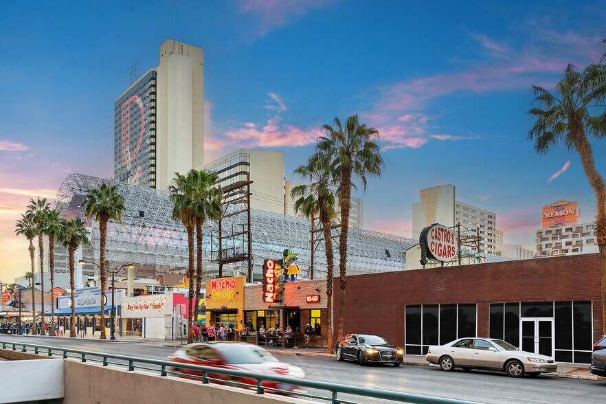 More Photos Of 113 N 4th St, Las Vegas Restaurant For Sale