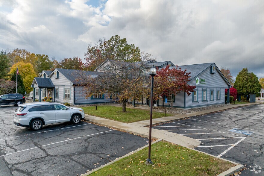 More Photos Of 754 S Cleveland Ave, Mogadore Medical For Sale