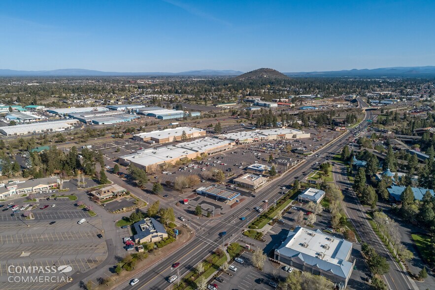 More Photos Of 3044-3188 N Highway 97, Bend Unknown For Lease