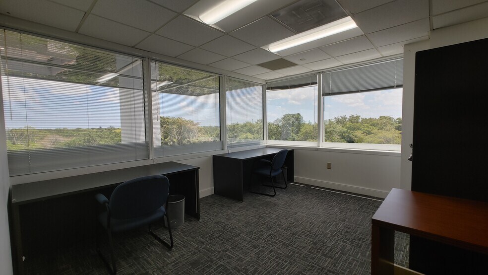 More Photos Of 210 N University Dr, Coral Springs Office For Lease