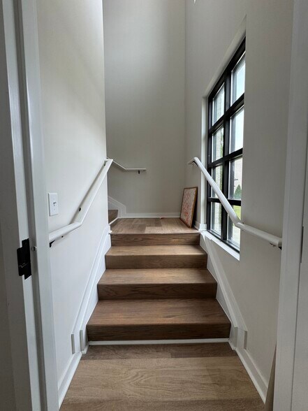 More Photos Of 1740 Grassland Pky, Alpharetta Office For Lease