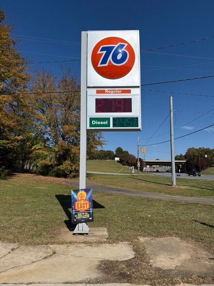 More Photos Of 1102 National Hwy, Thomasville Convenience Store For Sale