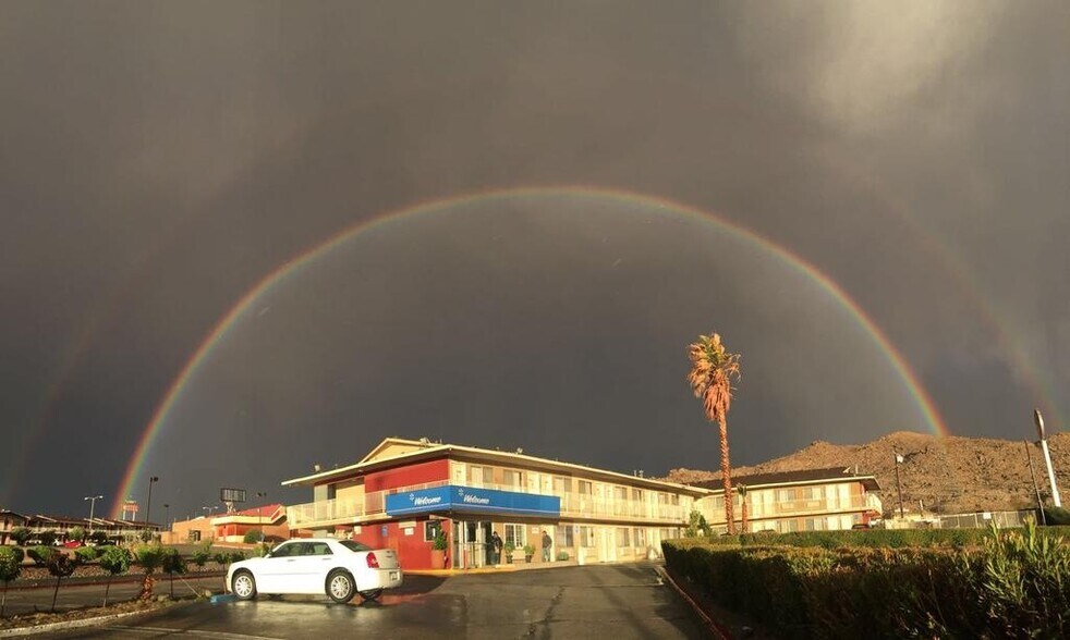 More Photos Of 16901 Stoddard Wells Rd, Victorville Hotel For Sale
