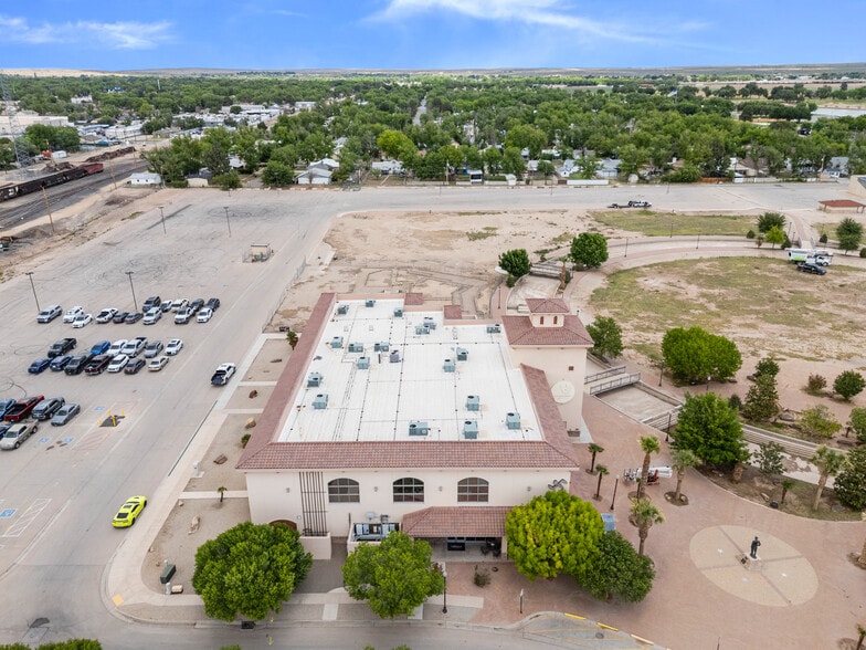 More Photos Of 400-2 Cascade Ave, Carlsbad Office For Sale