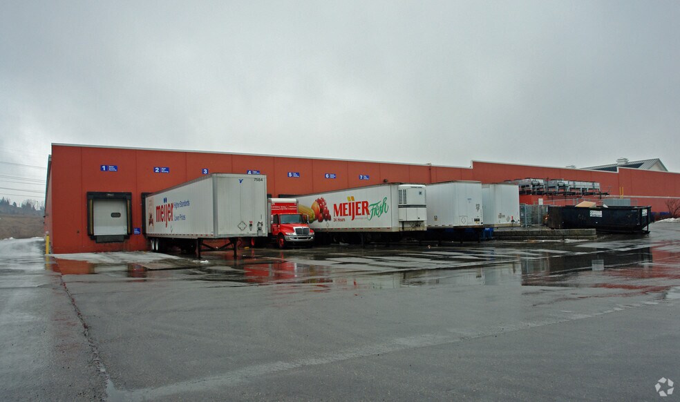 More Photos Of 6001 Highland Rd, White Lake Freestanding For Lease