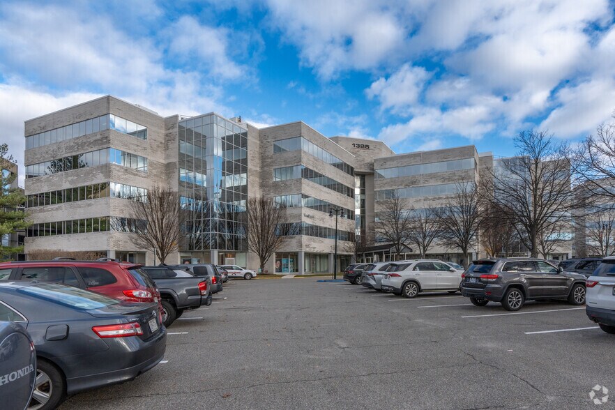 More Photos Of 1325 Franklin Ave, Garden City Office For Lease