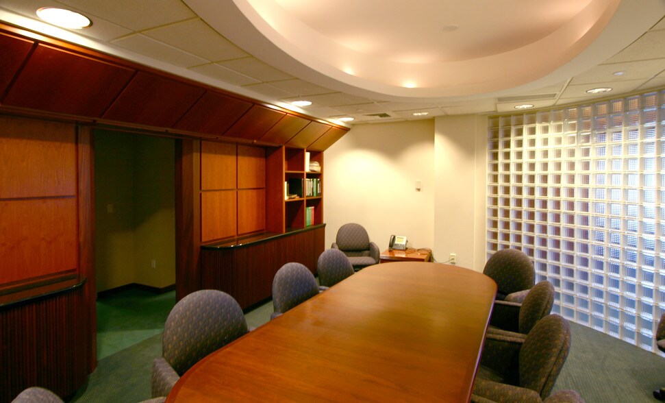 More Photos Of 322 E Main St, Branford Medical For Lease