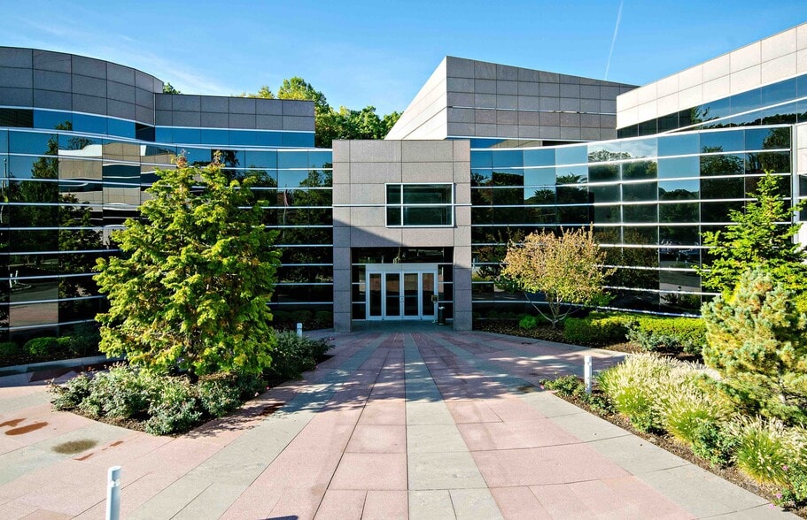 Primary Photo Of 225 Brae Blvd, Park Ridge Medical For Lease