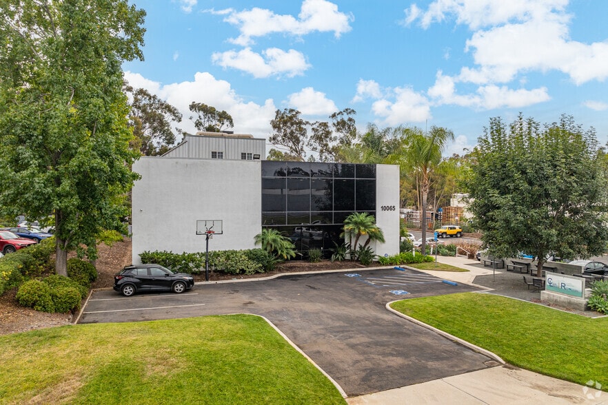 More Photos Of 10065 Old Grove Rd, San Diego Office For Lease