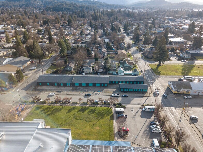 More Photos Of 497 SE H St, Grants Pass Self Storage For Sale