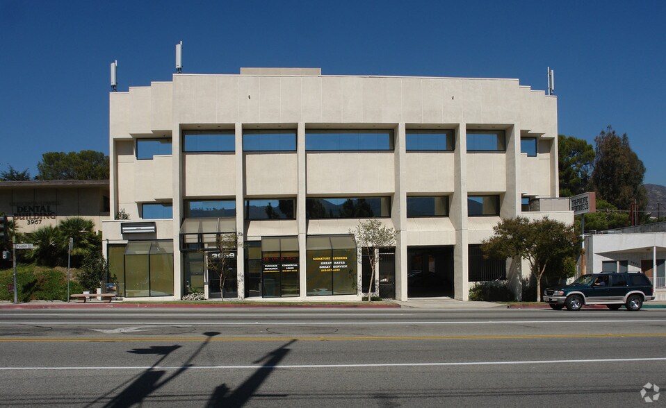 More Photos Of 3959 Foothill Blvd, La Crescenta Office For Lease