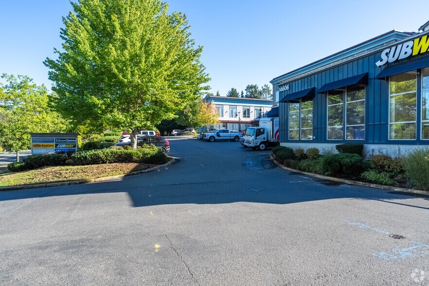 More Photos Of 14524-14720 Main St NE, Duvall General Retail For Sale