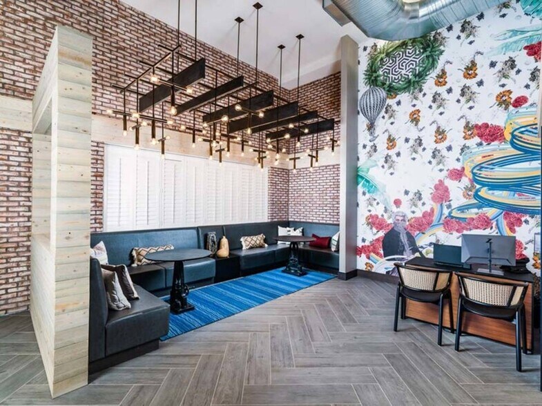 More Photos Of 916 W Broad St, Falls Church Coworking Space