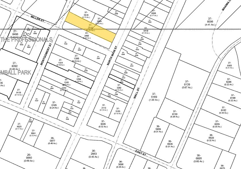 More Photos Of 93 N Main St, Waynesville Storefront Retail Office For Sale