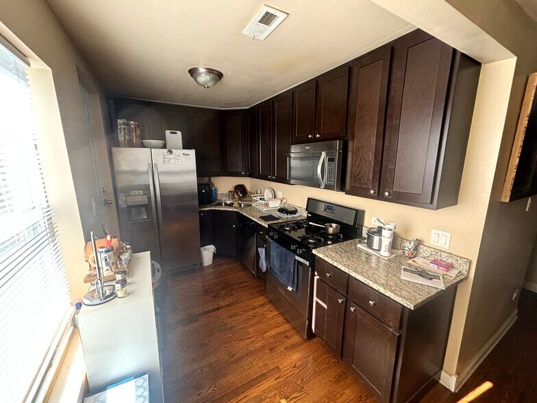 More Photos Of 6135 W Belmont Ave, Chicago Storefront Retail Residential For Sale