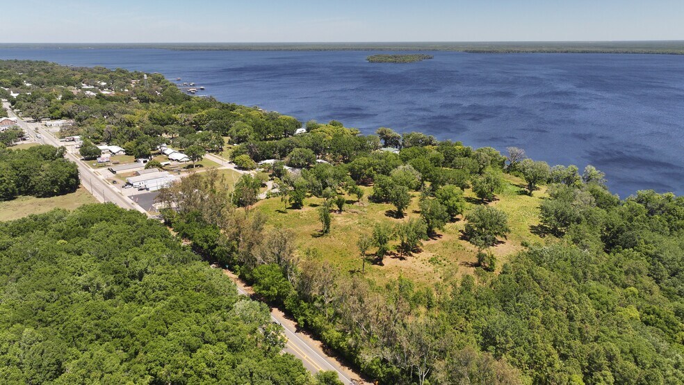 More Photos Of 2570 S. Highway 17 Hwy, Crescent City Land For Sale