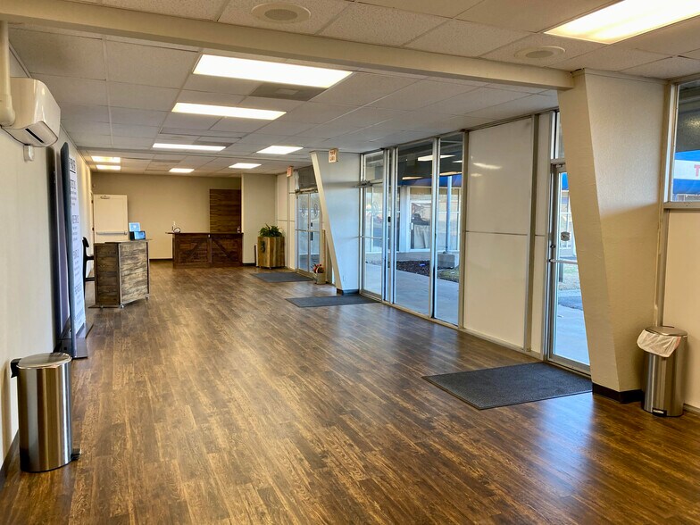 More Photos Of 1701-1781 Avondale St, Amarillo Unknown For Lease