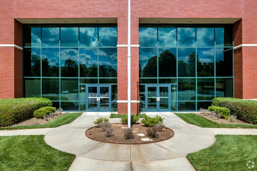 More Photos Of 534 River Crossing Dr, Fort Mill Office For Lease