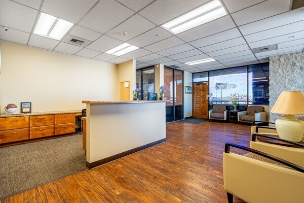 More Photos Of 1622 N Black Canyon Fwy, Phoenix Office For Lease