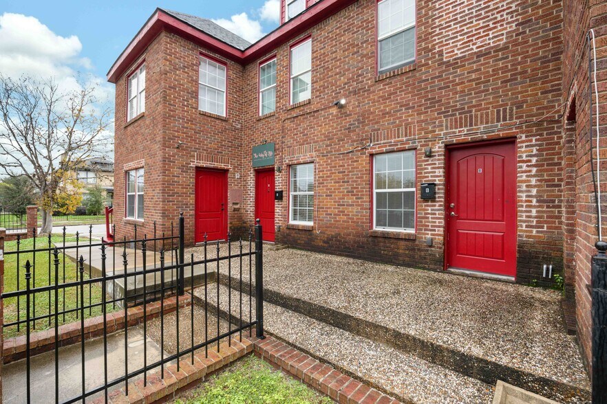 More Photos Of 2602 Isabella St, Houston Apartments For Sale