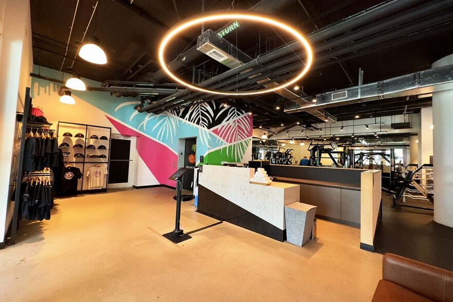 More Photos Of 1800 N Bayshore Dr, Miami Apartments For Sale