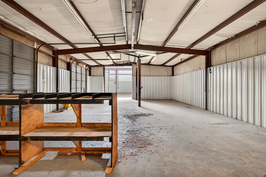 More Photos Of 2716 Judy Ave, Odessa Warehouse For Sale